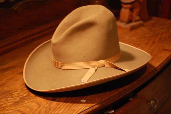 Stetson_cowboy_hat_1950